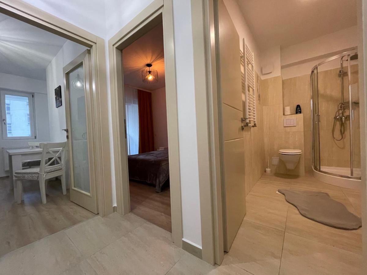 Luxury Q Residence Near Center Iasi Eksteriør bilde
