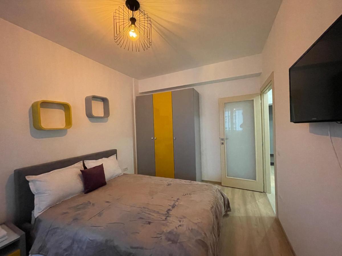 Luxury Q Residence Near Center Iasi Eksteriør bilde